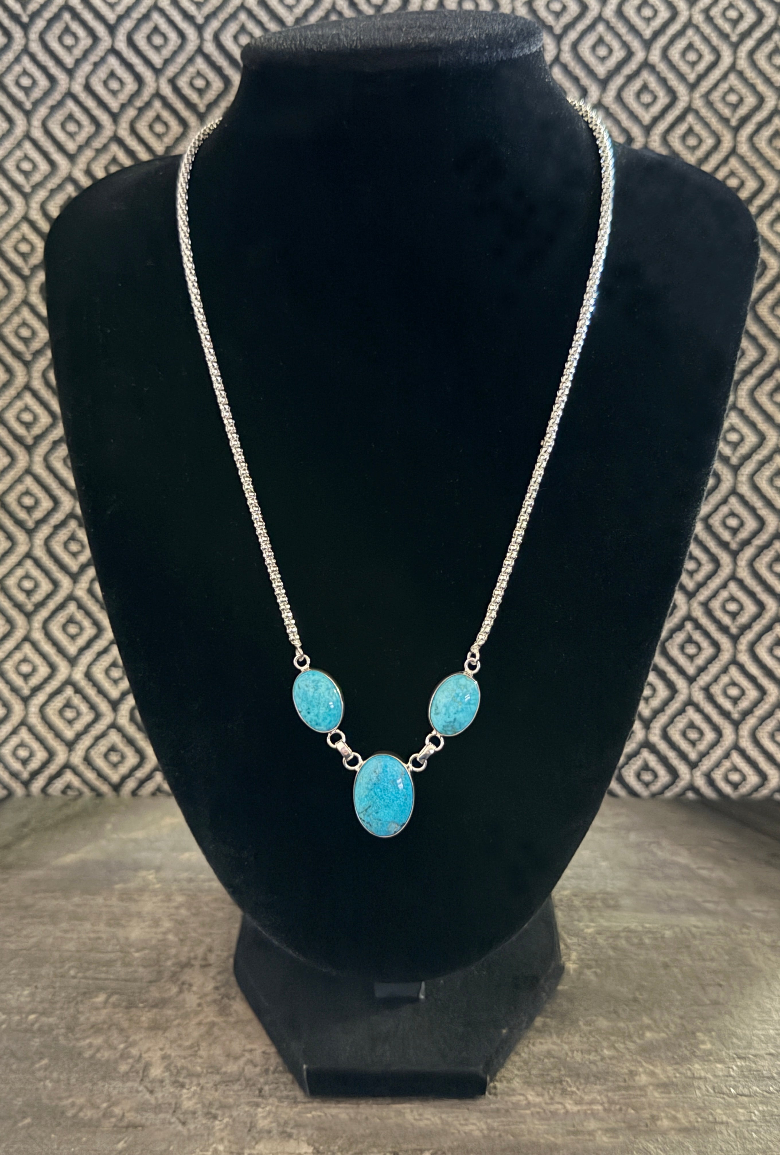 Kingman Turquoise Chain Necklace