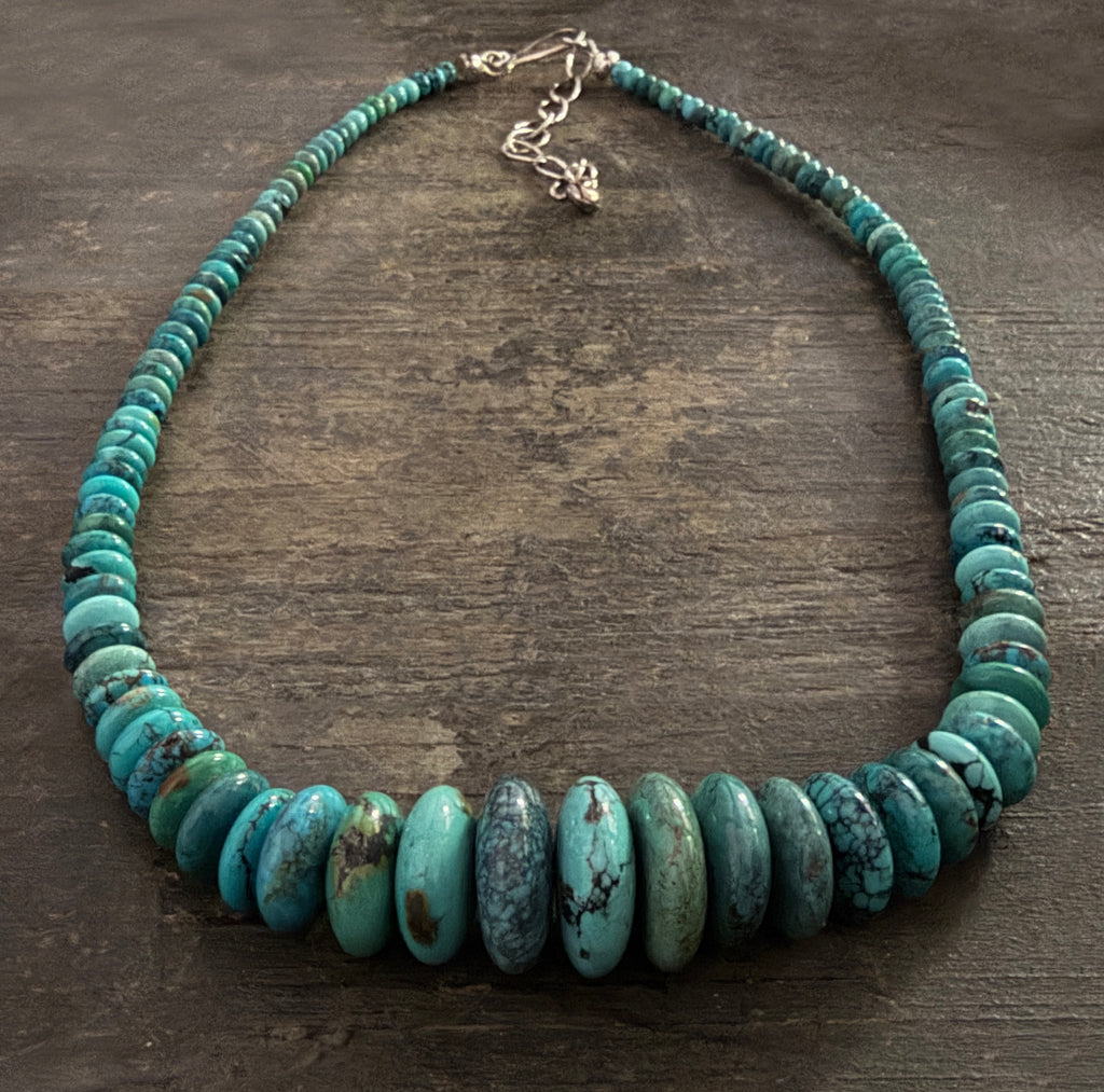 Graduated Hubei Turquoise Necklace