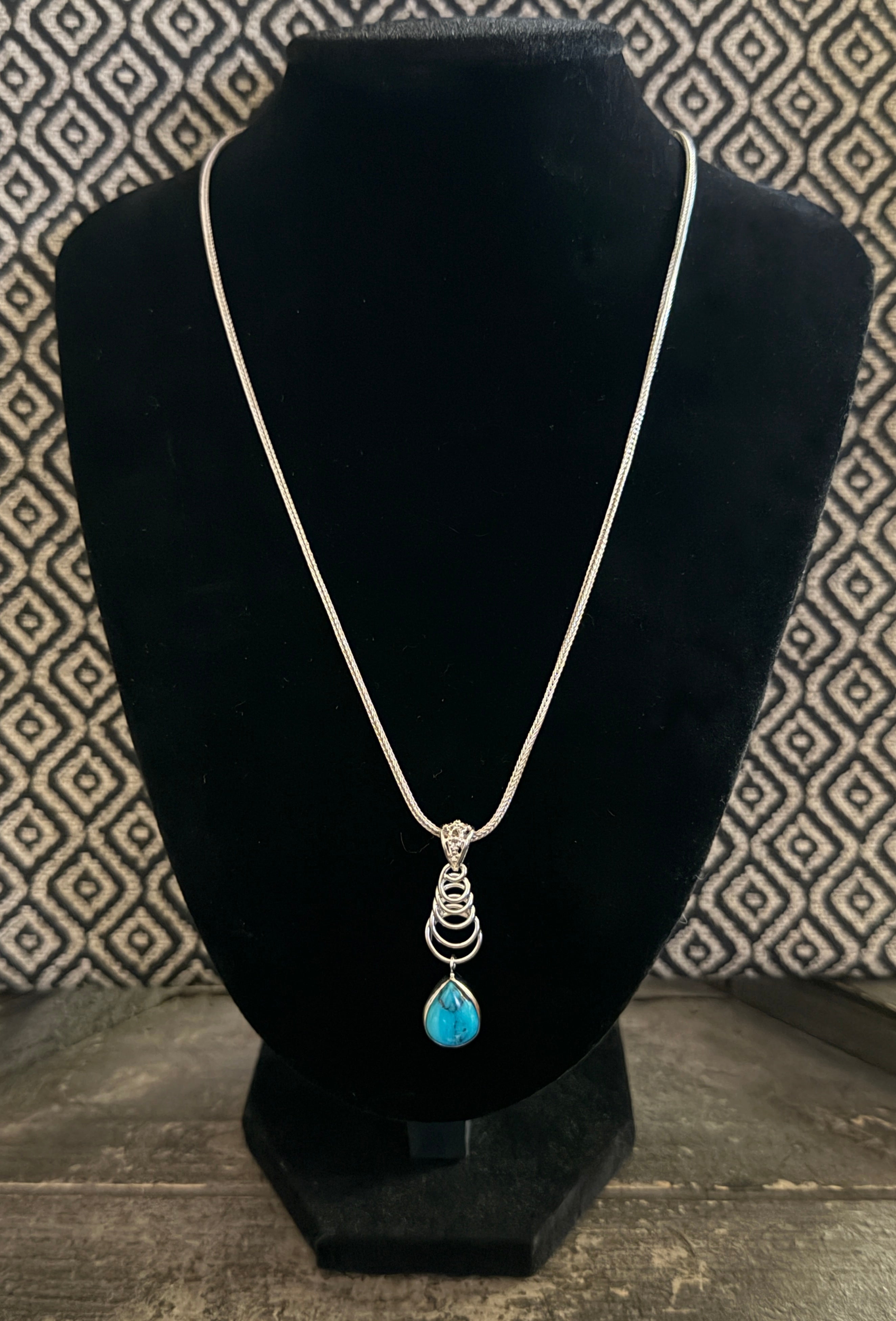 Kingman Turquoise Pendant and Chain Necklace